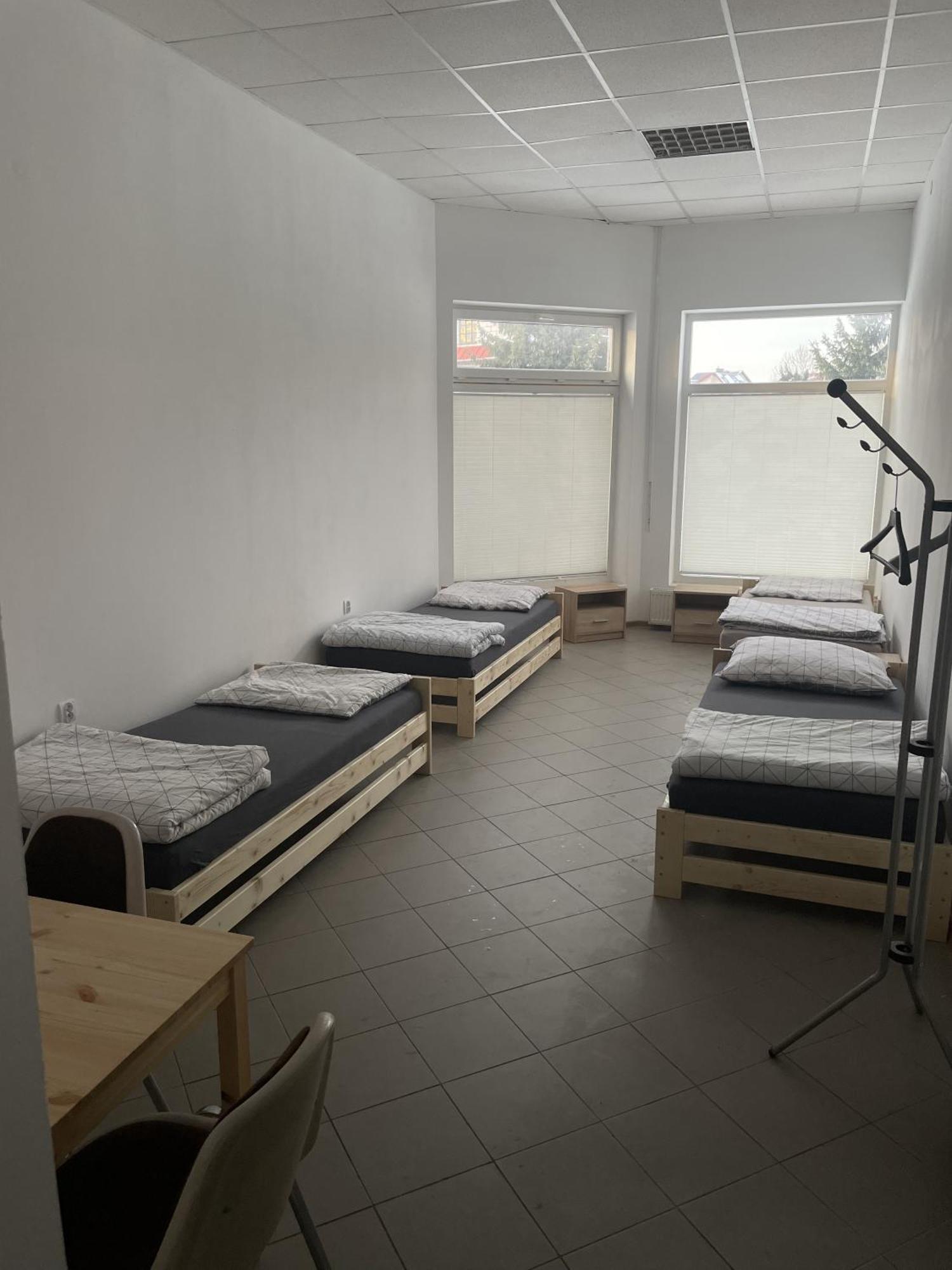 Noclegi Pracownicze Lazur Ciechanow Luaran gambar